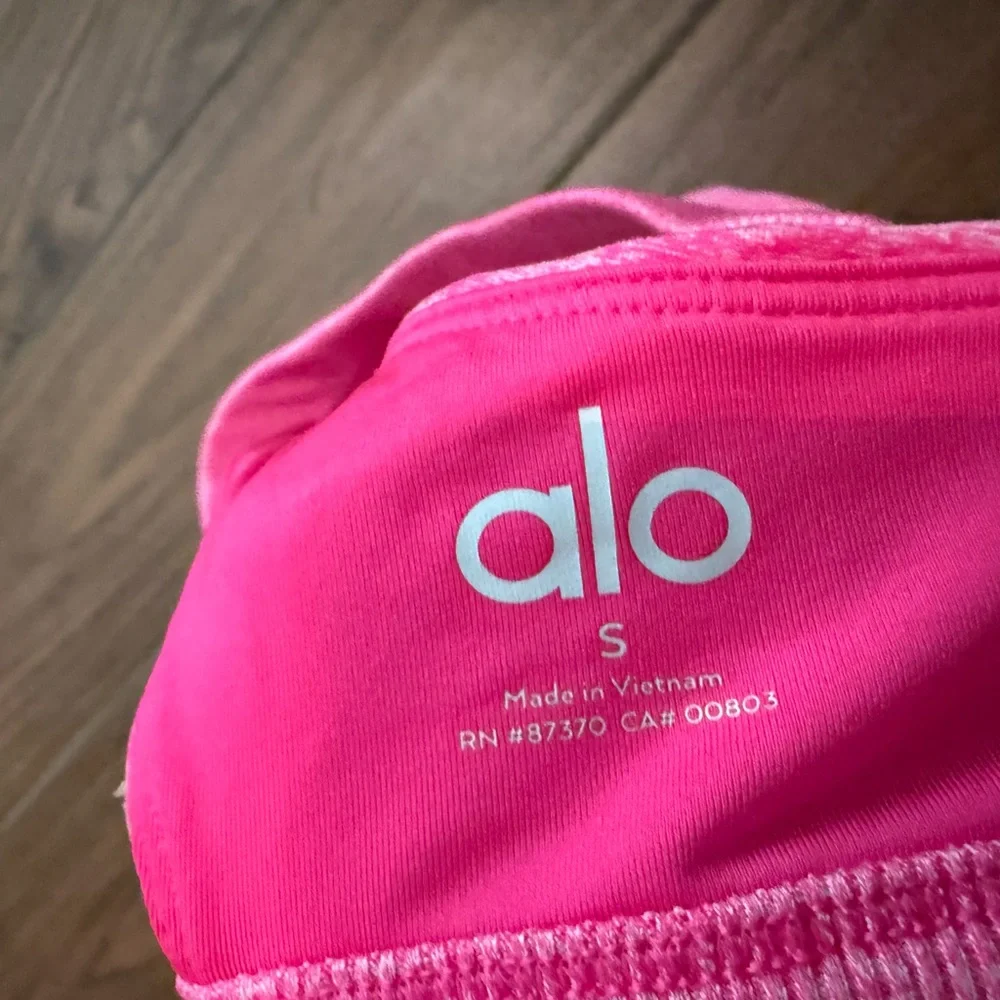 ALO Yoga Hot Pink Cross-Back Sports Bra